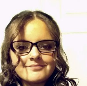 Meet your Posher, Alexus